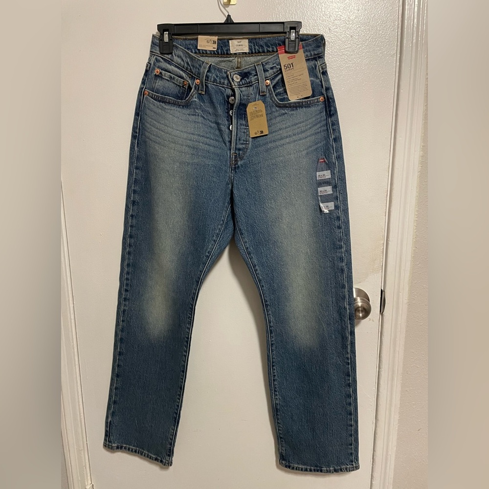 Levi's 501 curve stretch